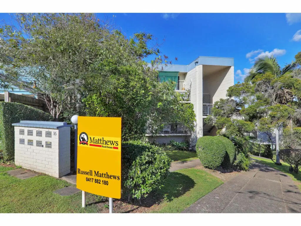 2/16 Wilkins St East