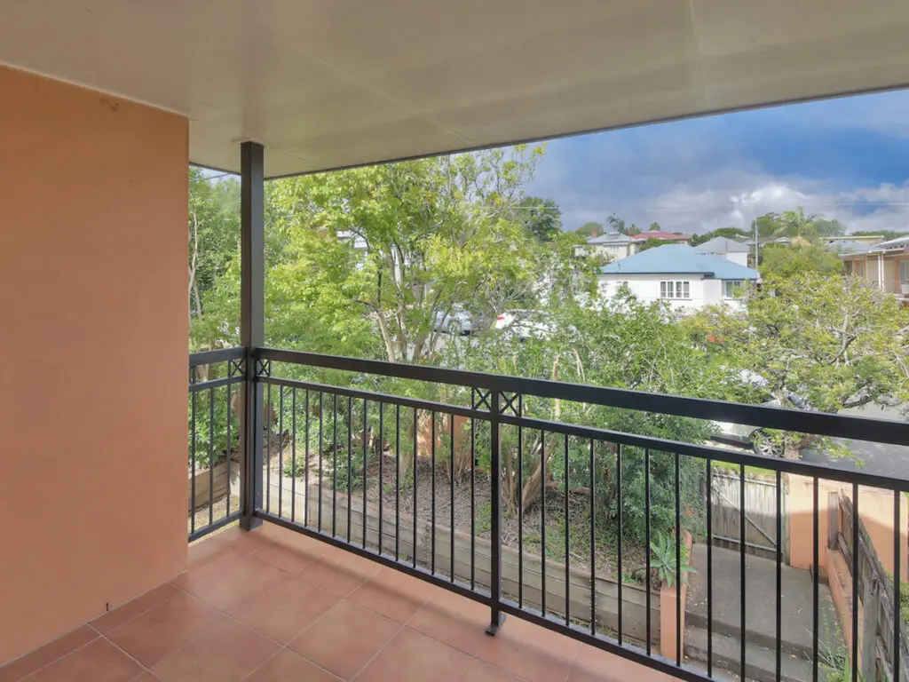 2/51 Gainsborough Street, Moorooka - Image 1