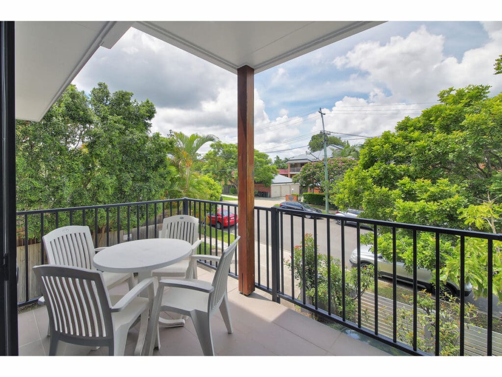 1/14 Christensen Street, Yeronga - Thumbnail 2
