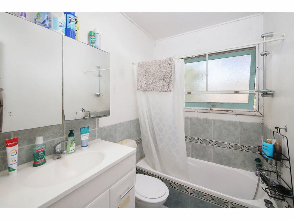 17 Colvin Street, Rocklea - Thumbnail 7