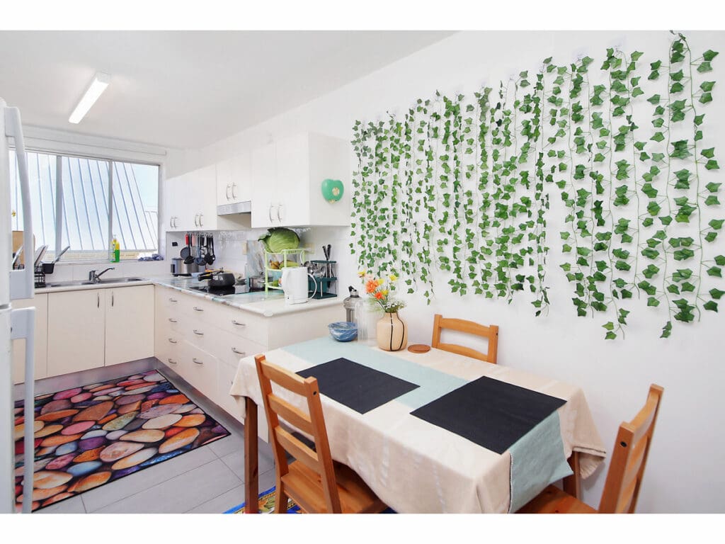 2/35 Cracknell Road, Annerley - Thumbnail 2