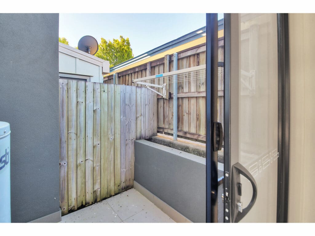 2/39 Querrin Street, Yeronga - Thumbnail 2
