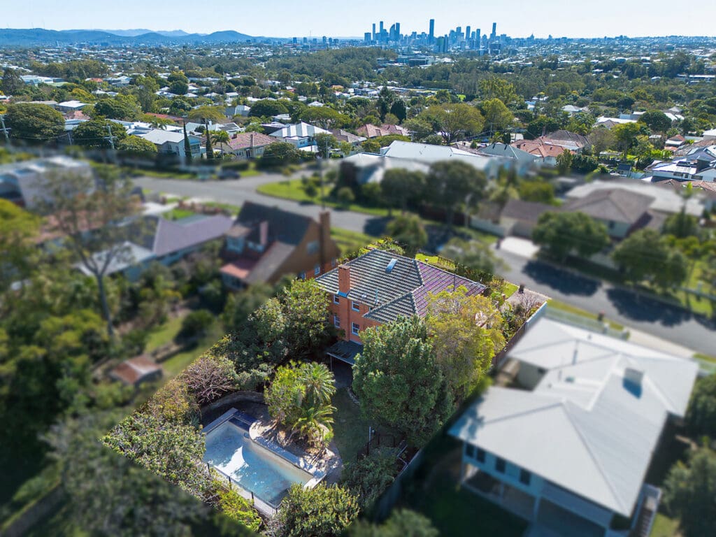 83 Denham Tce, Tarragindi - Thumbnail 2