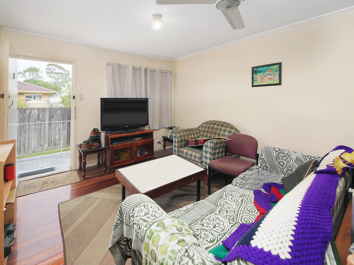 1,2,3/5 Townson Street, Archerfield - Image 1