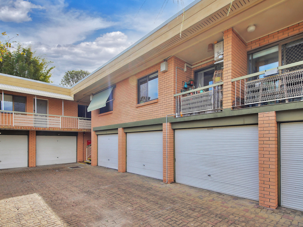 4/15 Waverley Street, Annerley - Image 1