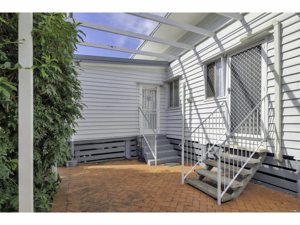 27 Glenwood Street, Chelmer - Thumbnail 2