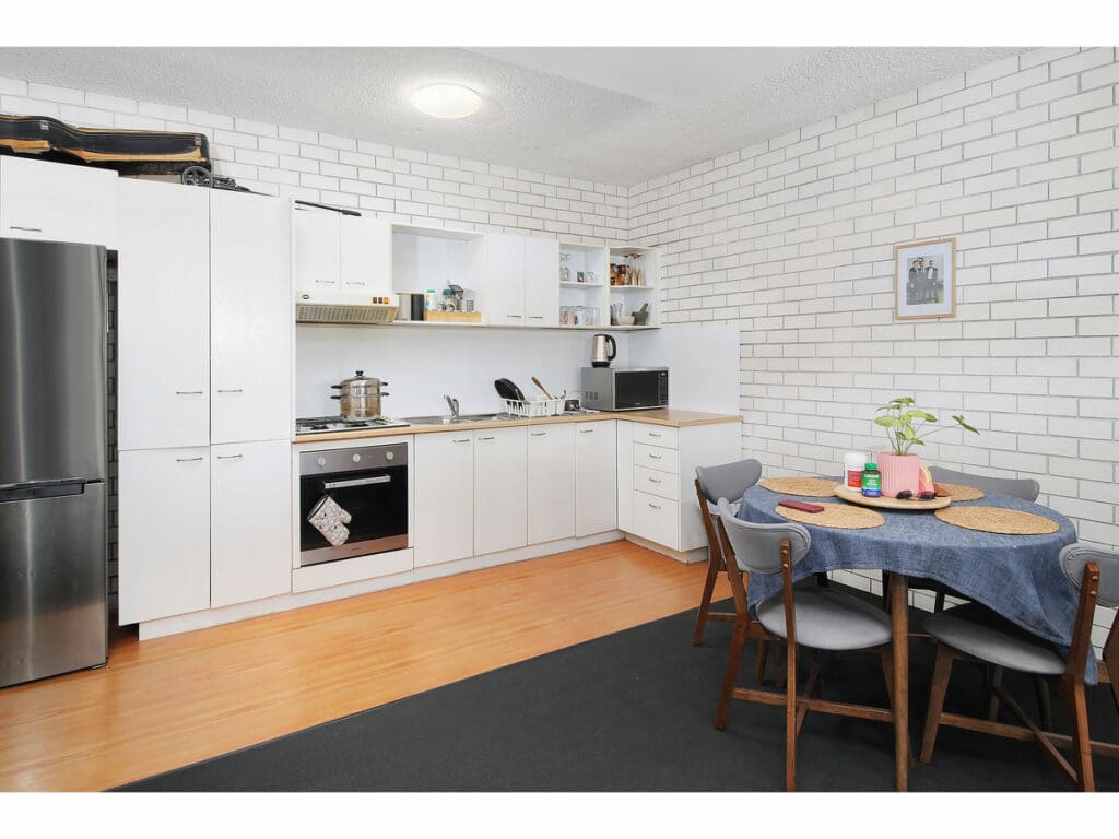 2/125 Waverley Street, Annerley - Thumbnail 8