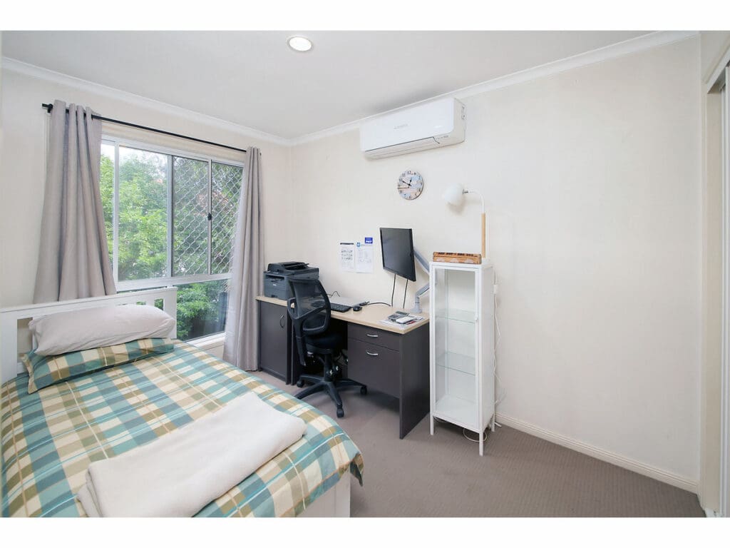3/8 Grosvenor Street, Yeerongpilly - Thumbnail 4