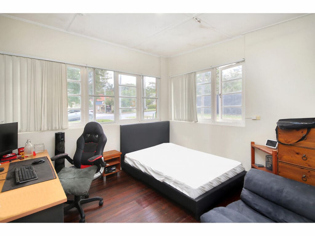 52 Harlen Road, Salisbury - Thumbnail 5