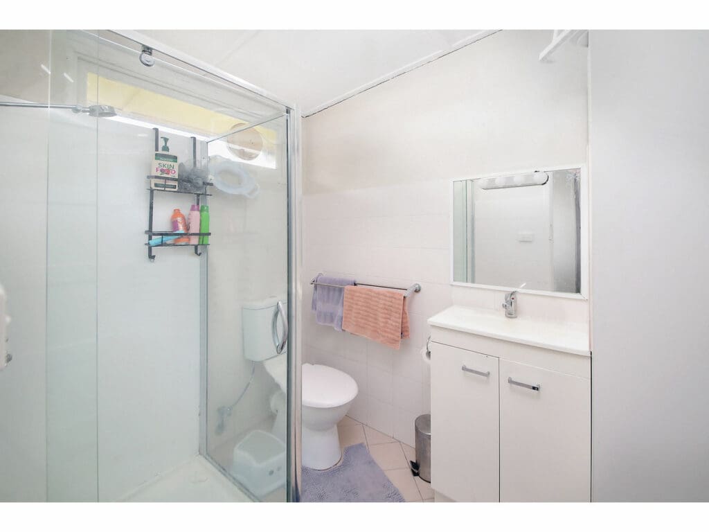 52 Harlen Road, Salisbury - Thumbnail 7