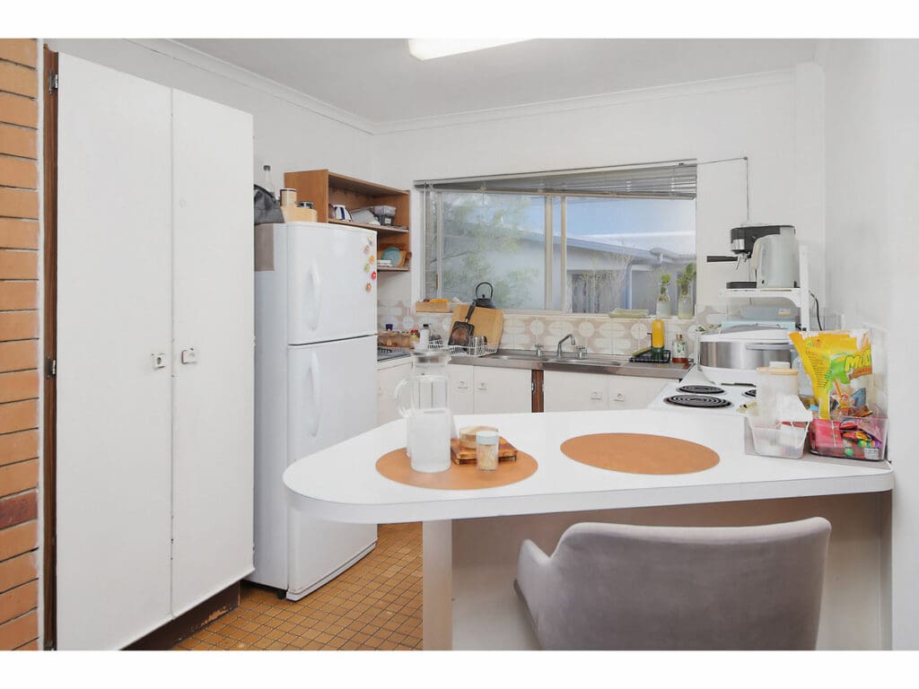 6/32 Hood Street, Sherwood - Thumbnail 8